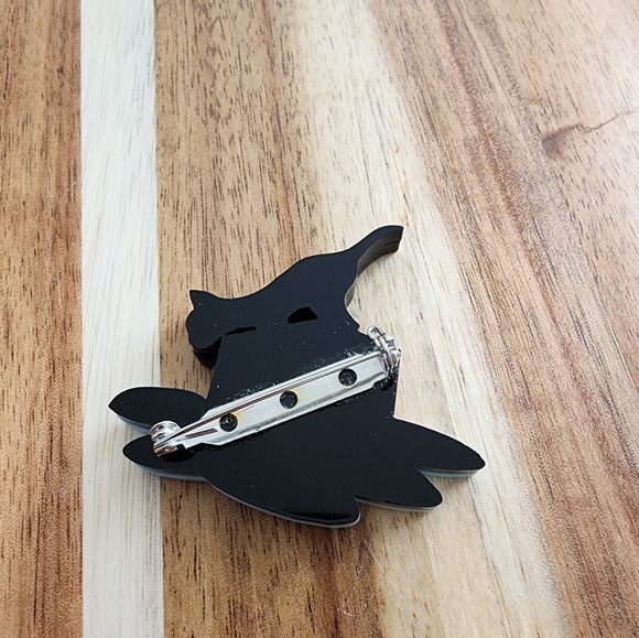 Cat Brooch - Picture 2 of 2